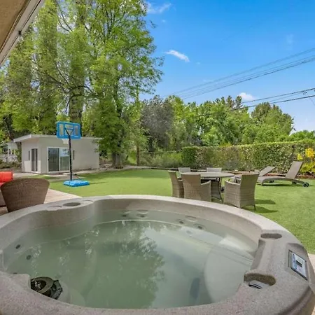 Sunnyhill Escape Villa